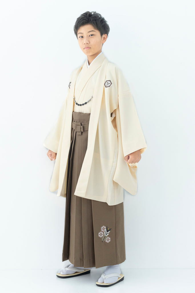 D1001 亀甲に矢絣/オフ×茶 【小学生男の子卒業式袴レンタル】