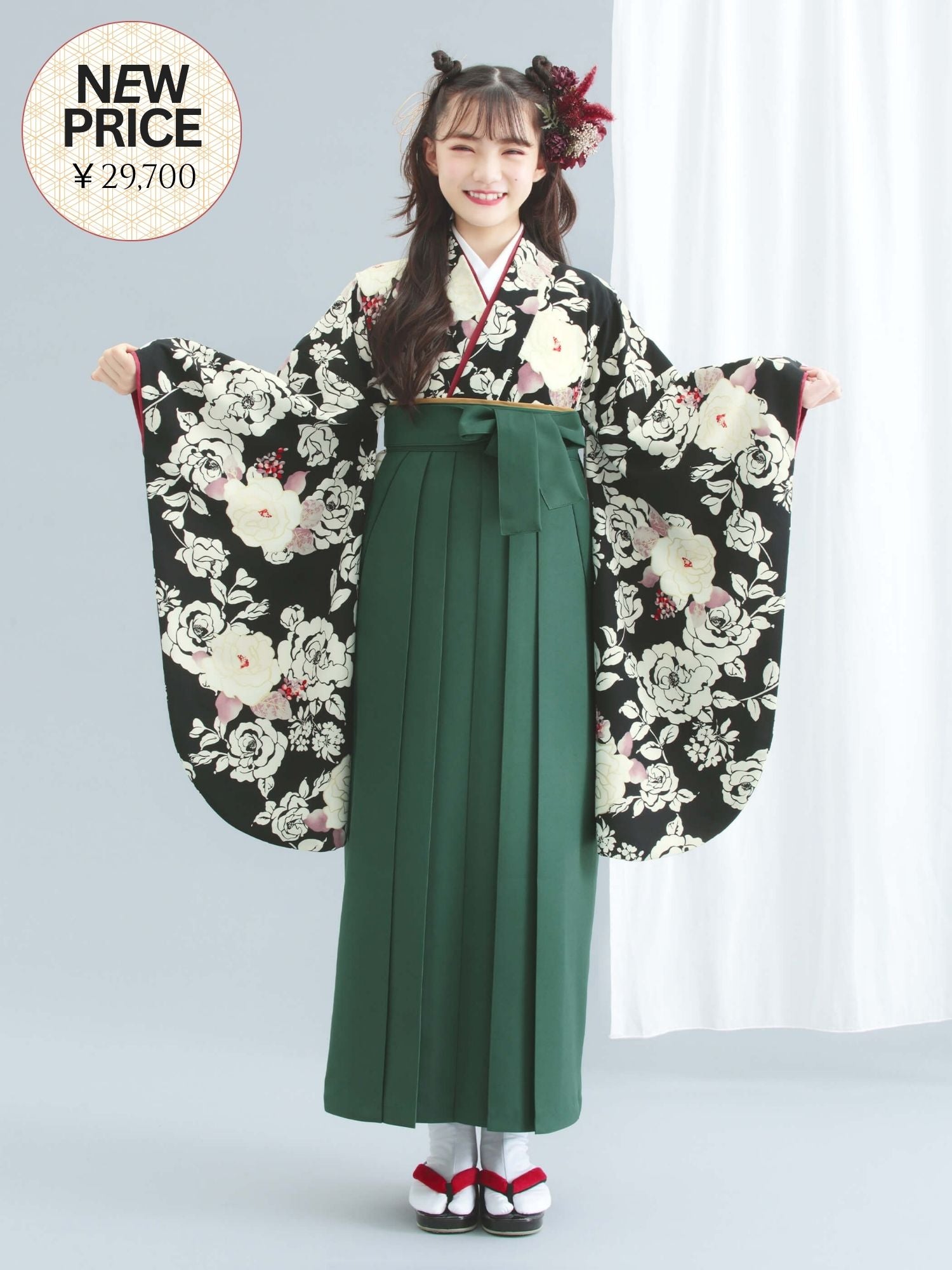 小学生卒業式　袴　モダン柄（中古） 小学生卒業式 袴 モダン柄（中古）の通販 by とと's shop｜ラクマ