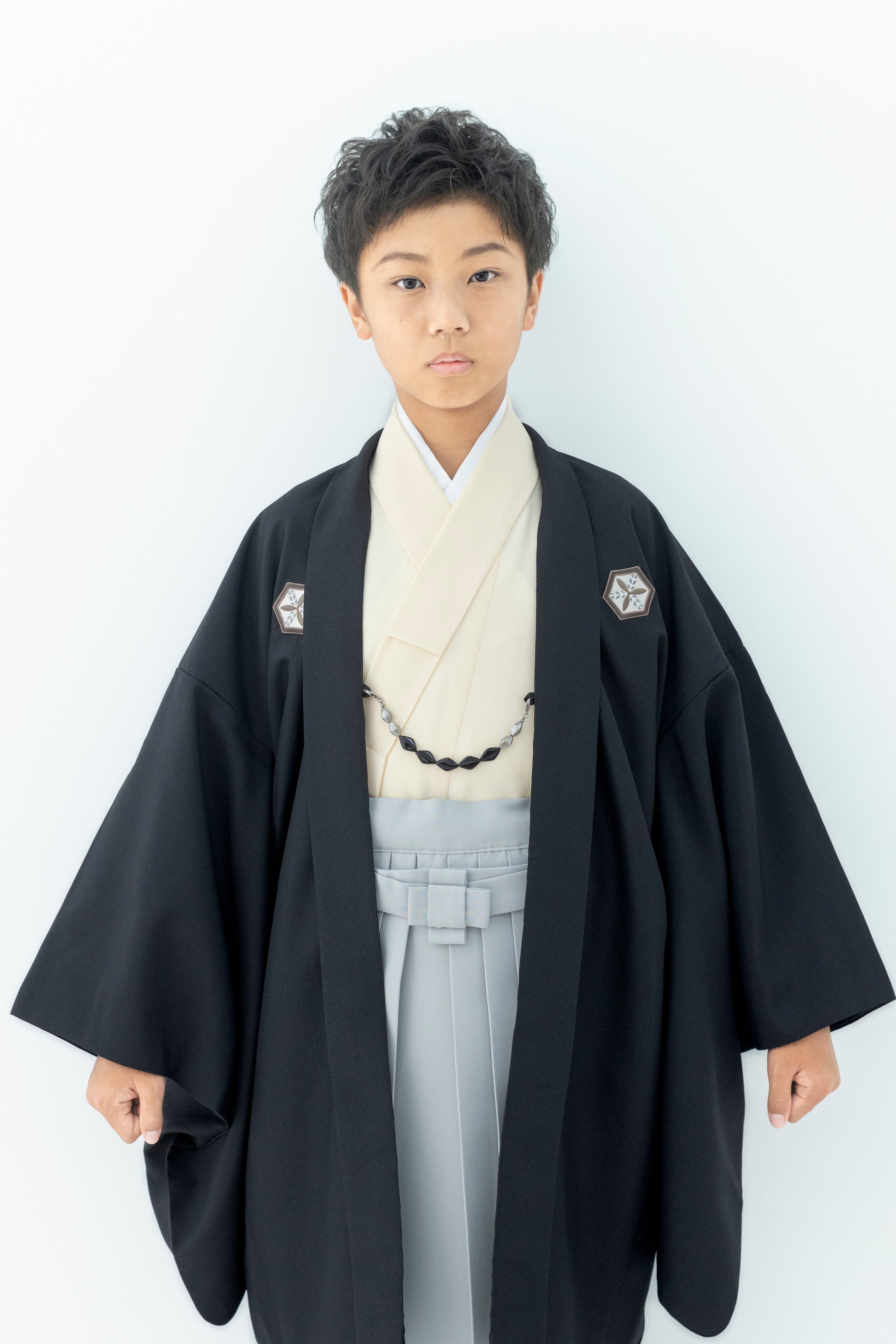 D1003 亀甲に矢絣/黒×グレー 【小学生男の子卒業式袴レンタル