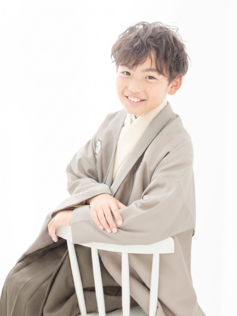 D1019　亀甲に矢絣/ベージュ×ブラウン　【小学生男の子卒業式袴レンタル】